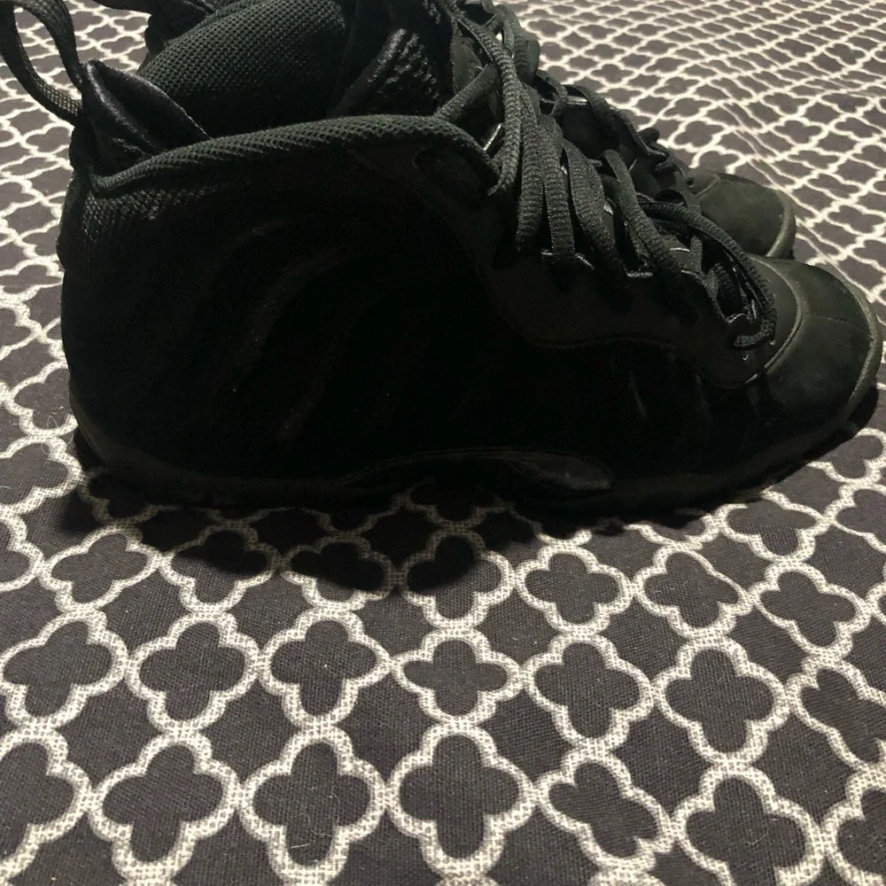 Nike Air 2014 Foamposite Black Anthracite Little Posite One GS Sz 7Y 644791-003